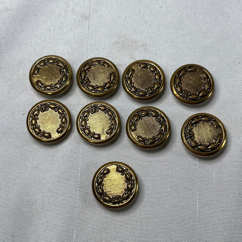 Vintage Gold Tone Laurel Wreath Metal Shank Buttons Set of 9 Blazer